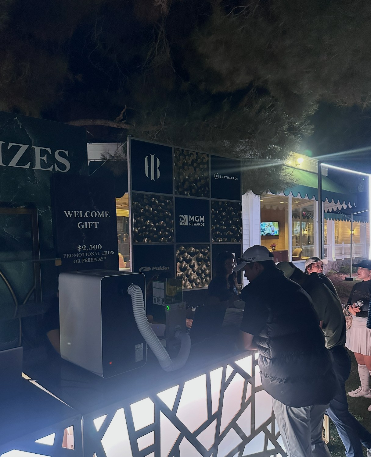 Bettinardi × MGM — On-site live print